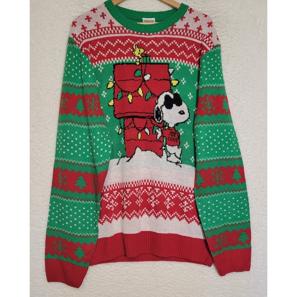 Peanuts Snoopy Christmas Sweater Holiday Size L (42-44) NEW NWT Long Sleeve 1827